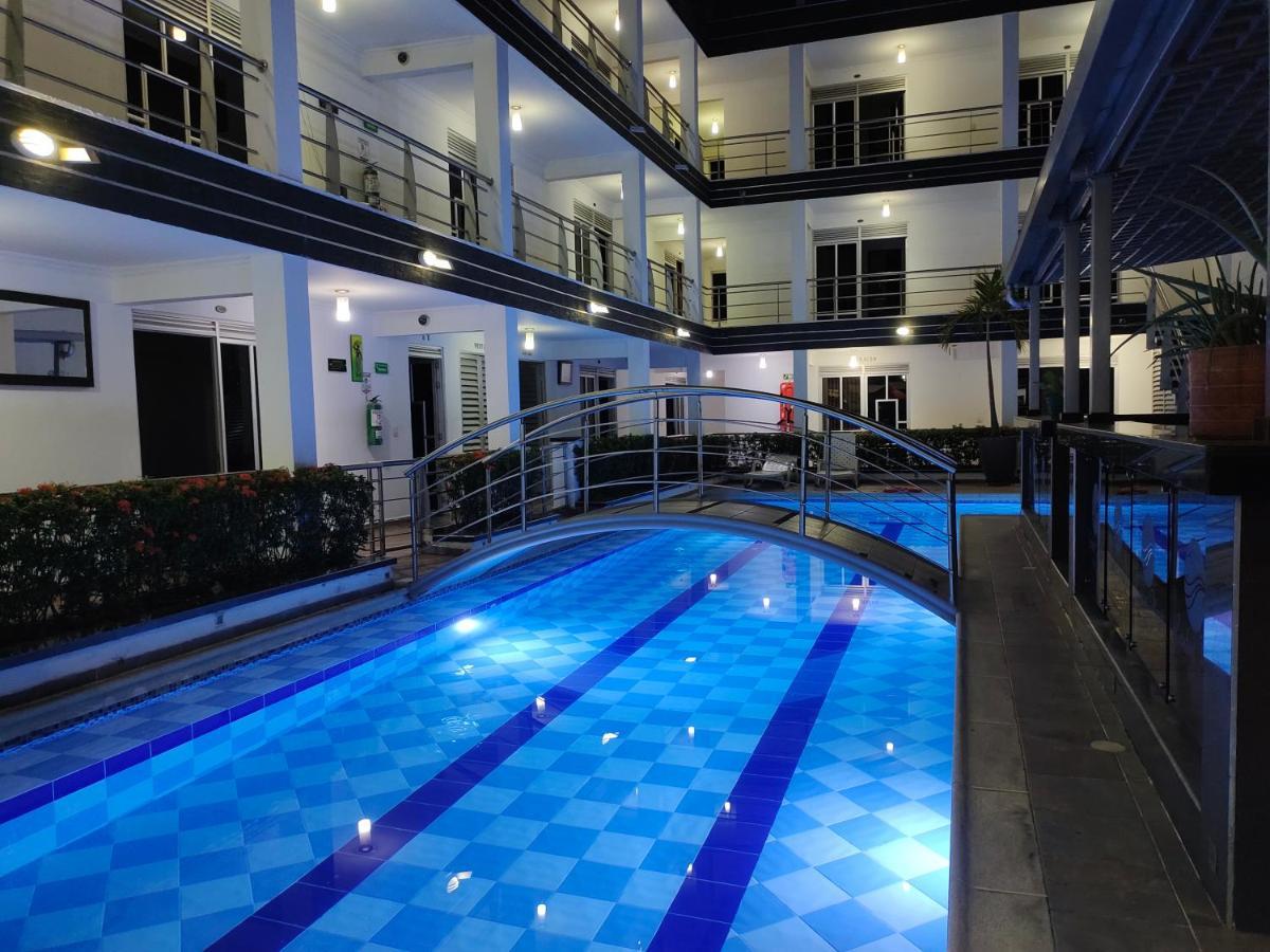 Confort Plaza Hotel Villavicencio Kültér fotó